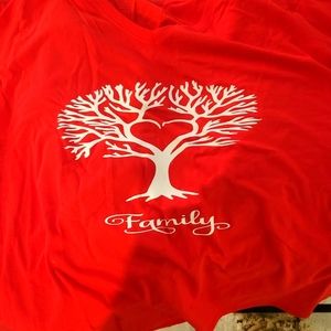 CUSTOM T SHIRTS